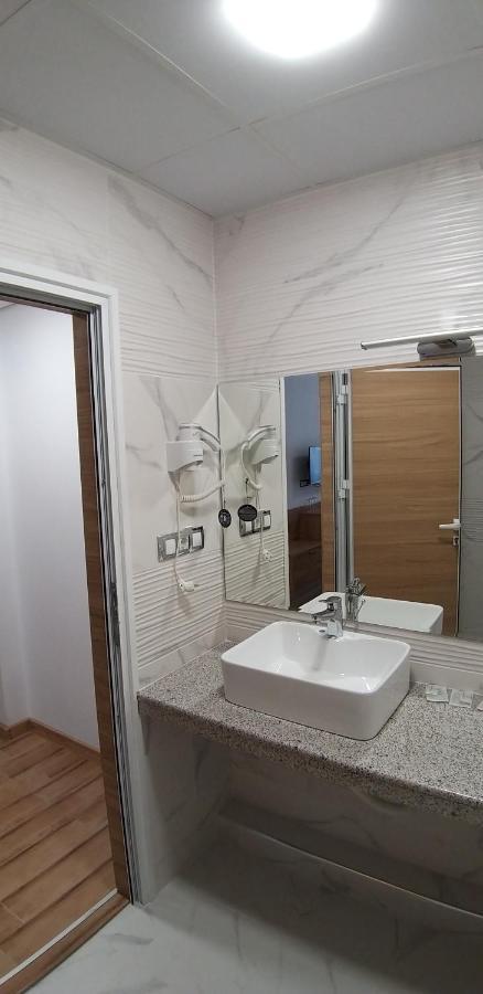 Хотел Визия Chaskowo Exterior foto
